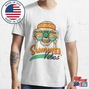 Summer Vibes Skull Essential T-Shirt Classic